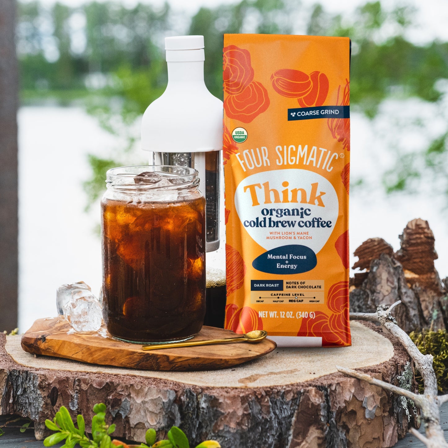 cold-brew-bottle-p6 Cold_Brew_Lifestyle_Photos_Outdoor_2024.jpg