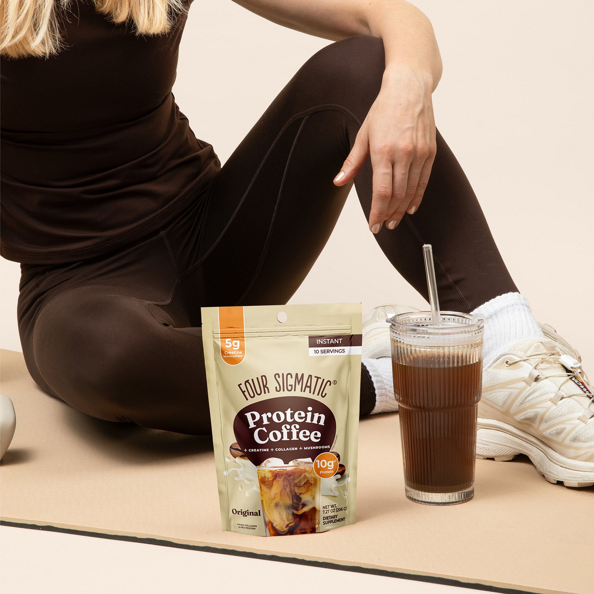 protein-coffee-l6 protei-coffee-lifestyle3-1.jpg